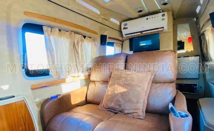 7 seater private caravans on rent in delhi