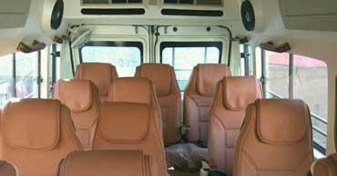 delhi dehradun tour by 12 seater luxury tempo traveller