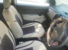 7+1 seater renault lodgy car